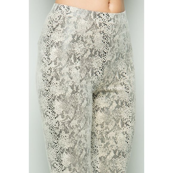See and Be Seen Snake Skin Leggings, Off White - Picture 2 of 5